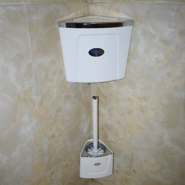 فرچه و سطل دیواری